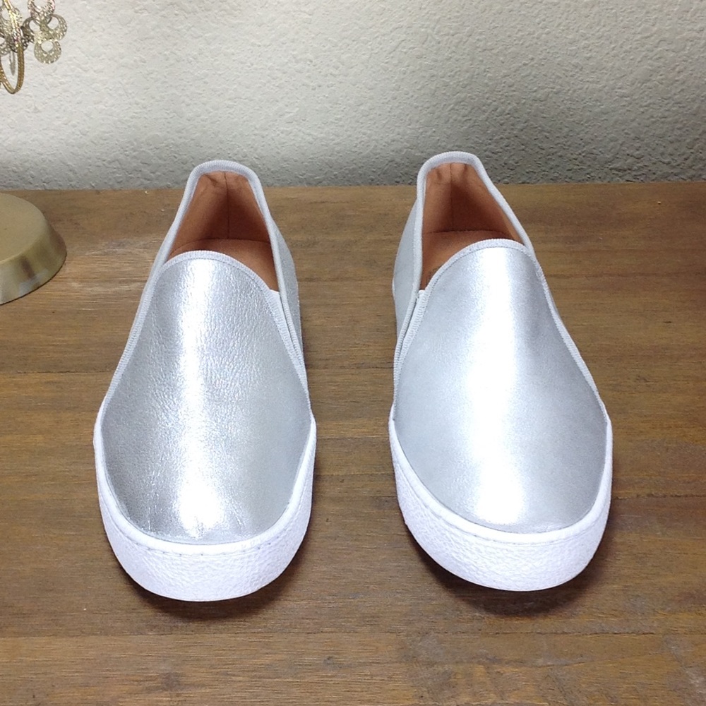 ❌Anthropologie Silver Leather Slip-On Sneakers - Picture 3 of 8